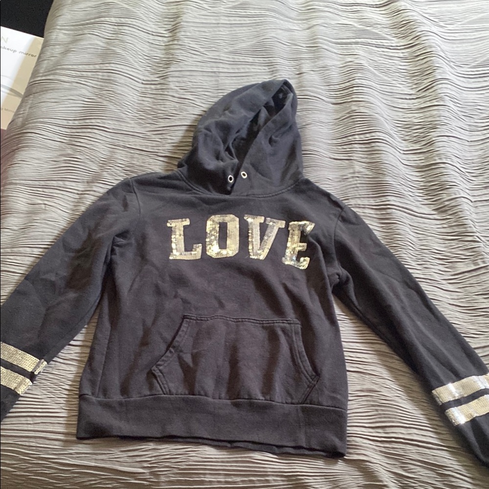 Q Black Hoodie Love Print Sweatshirt
